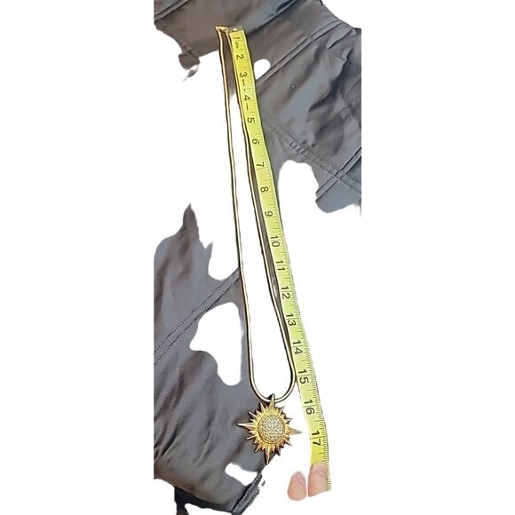 Swarovski Crystals Gold Tone Celestial Northern Star Rhinestone Necklace Set - Picture 8 of 10